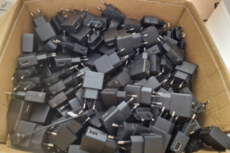 100x Sonderposten USB Stecker Adapter WIE
