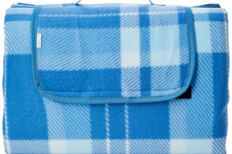 Amazon Basics Reisezubehör- Reisedecke Mit Wasserdichter
