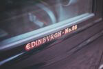 NOWI Edinburgh 4-Rollen Trolley 75cm Koffer, ein robuster Reisekoffer mit vier Rollen und ausziehbarem Griff, als praktisches Reise-Gadget.